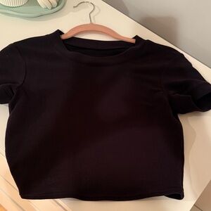 ALO Yoga Black Short Sleeve Tee